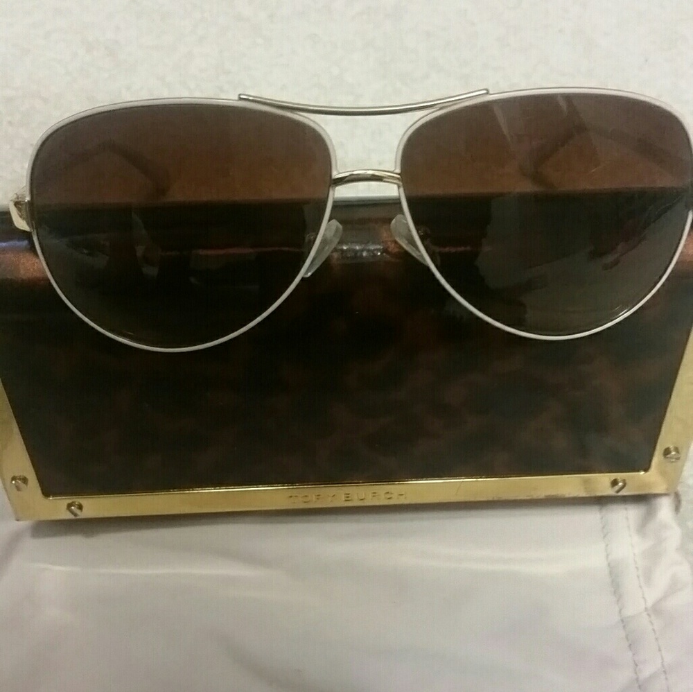 Tory Burch Aviators